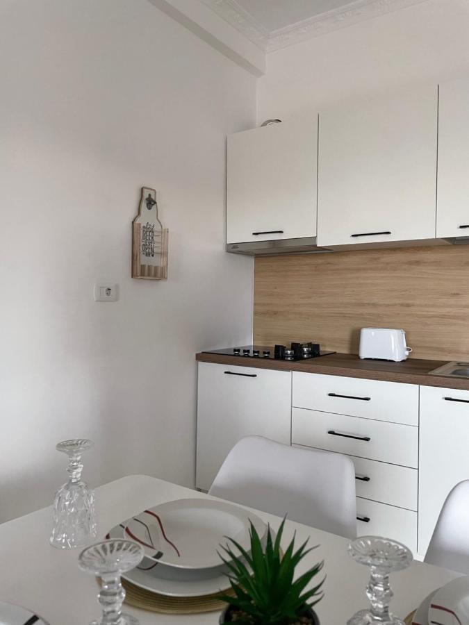The Sunset Apartment Vlorë エクステリア 写真